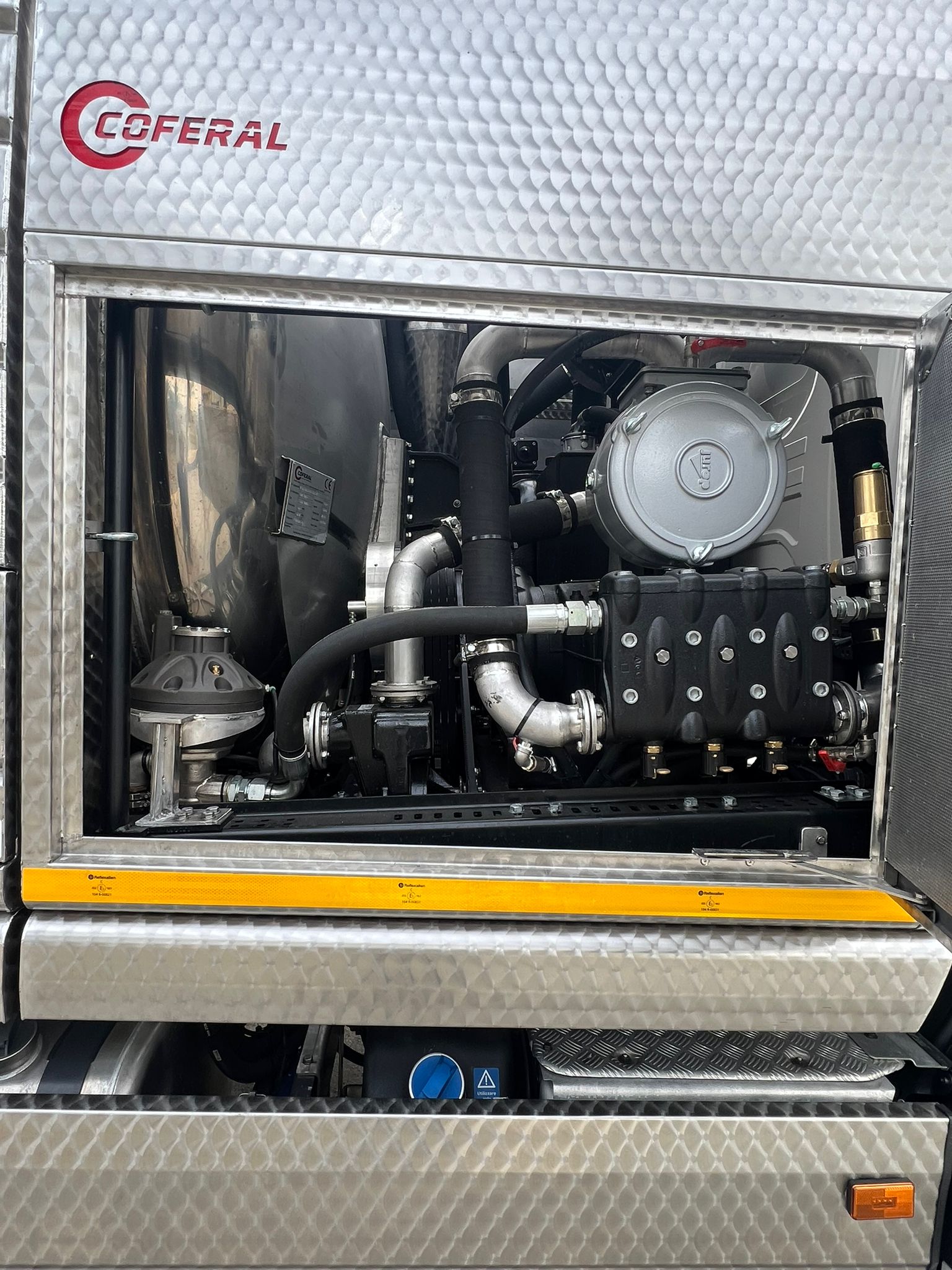 AUTOSPURGO SCANIA R500 NUOVO DA IMM. COF COMBINED ADR NUOVO DI FABBRICA