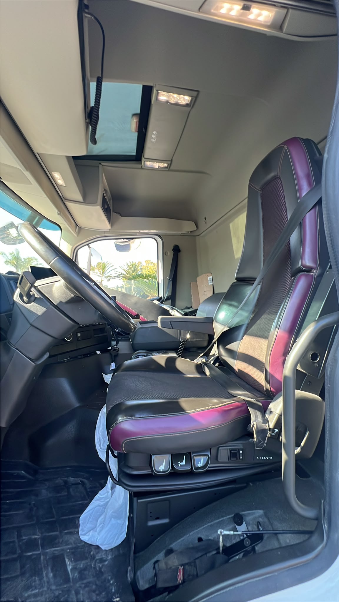 VOLVO FMX420 EURO 6 SCARRABILE + GRU RETROCABINA  BOB SPA BOB SPA