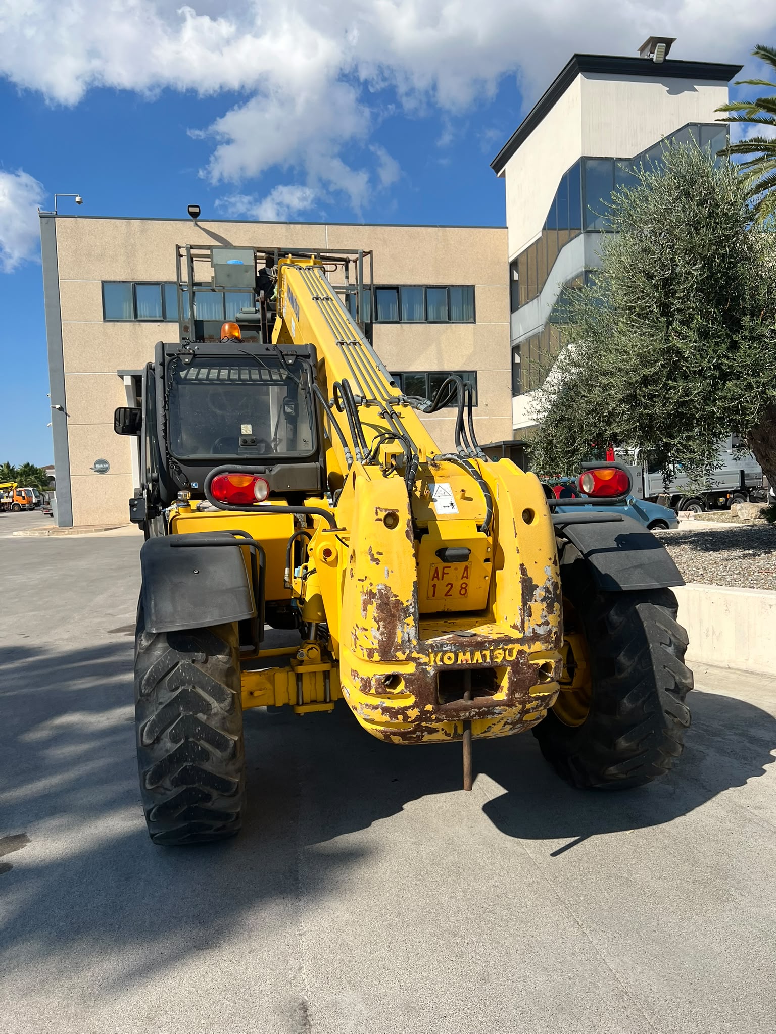 SOLLEVATORE TELESCOPICO KOMATSU WH714