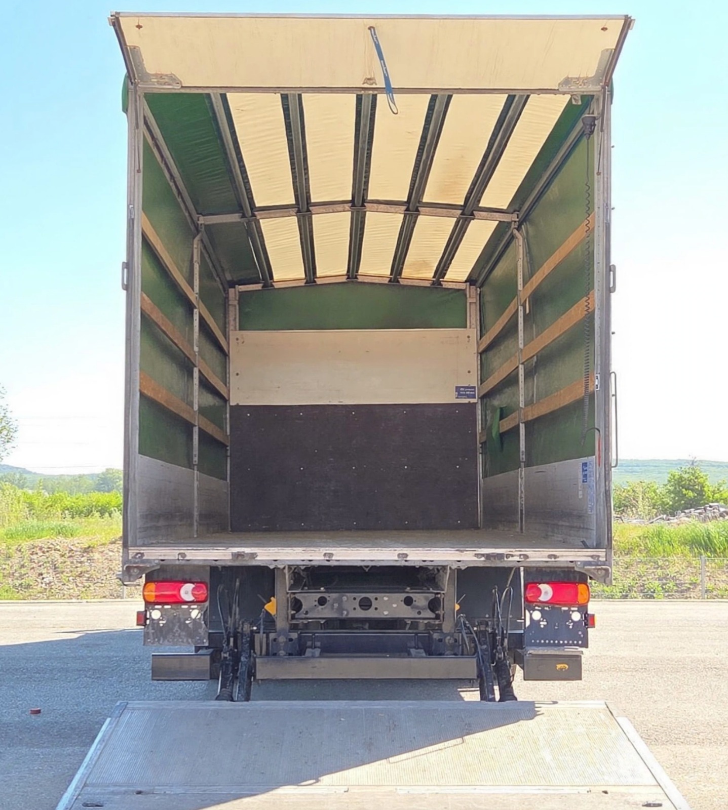 IVECO EUROCARGO 75E190 EURO 6 CENTINATO CON SPONDA IDRAULICA