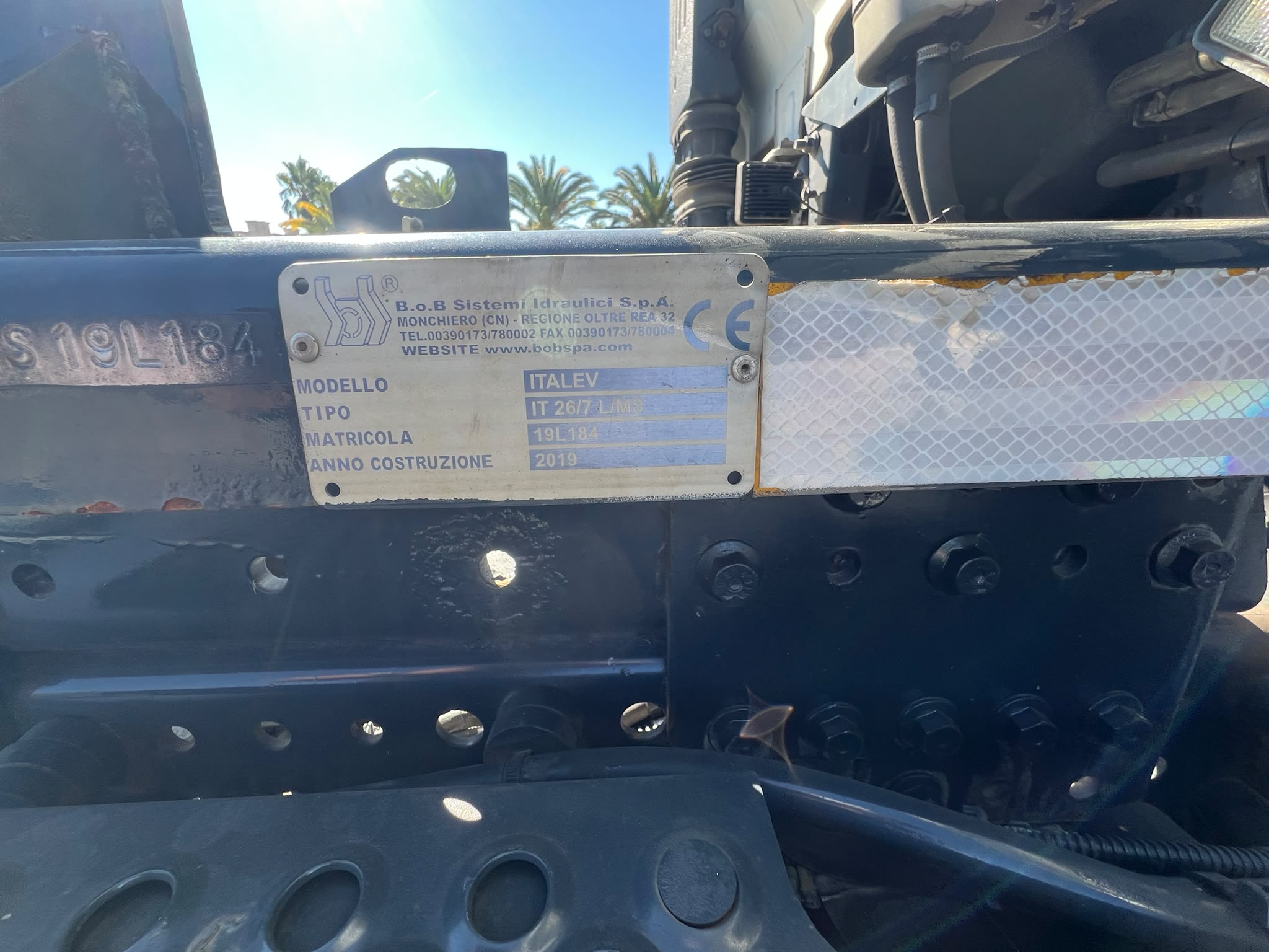 SCARRABILE IVECO STRALIS 480 EURO 6 GANCIO BOB SPA DA 7 MT