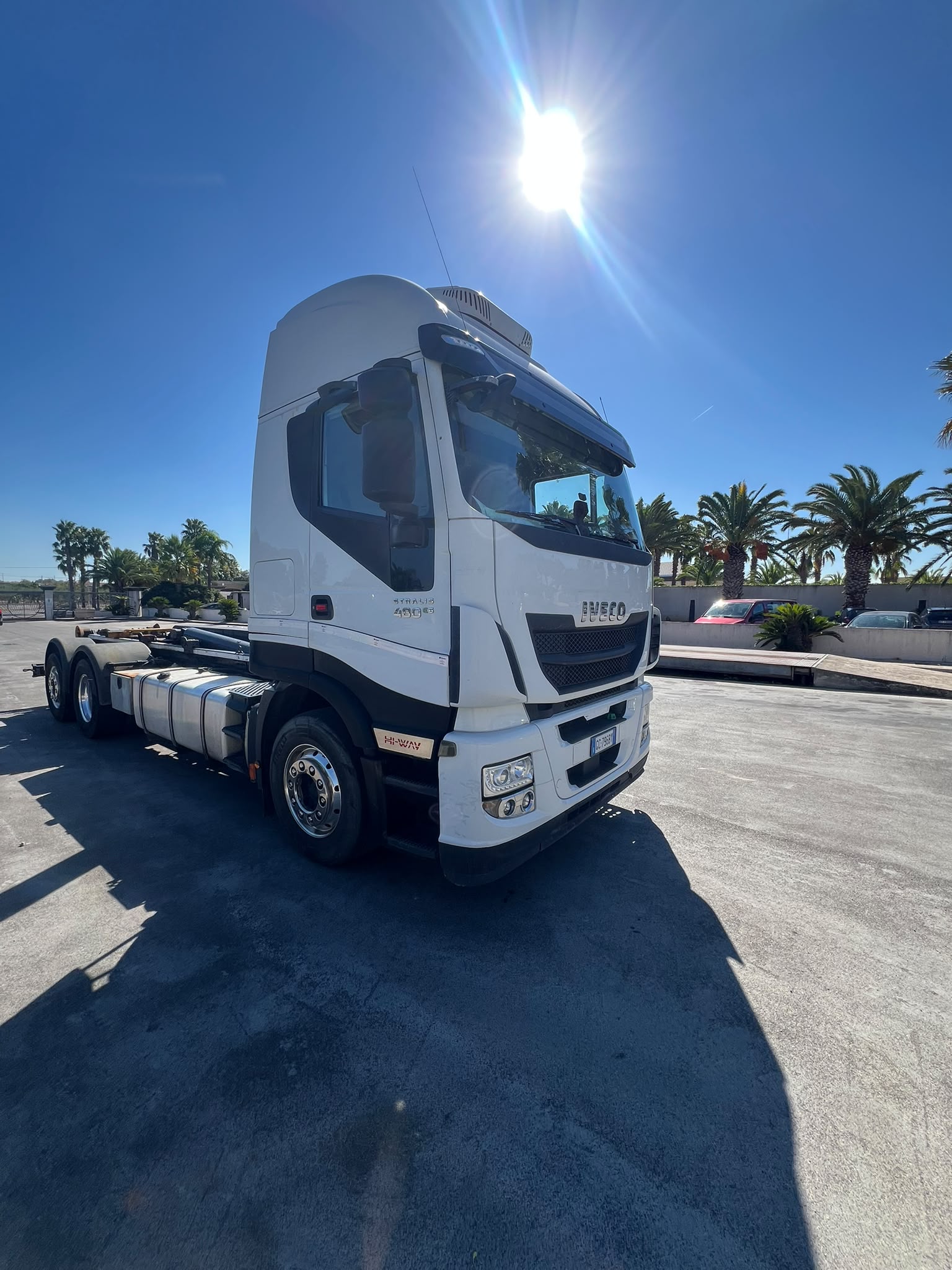 SCARRABILE IVECO STRALIS 480 EURO 6 GANCIO BOB SPA DA 7 MT