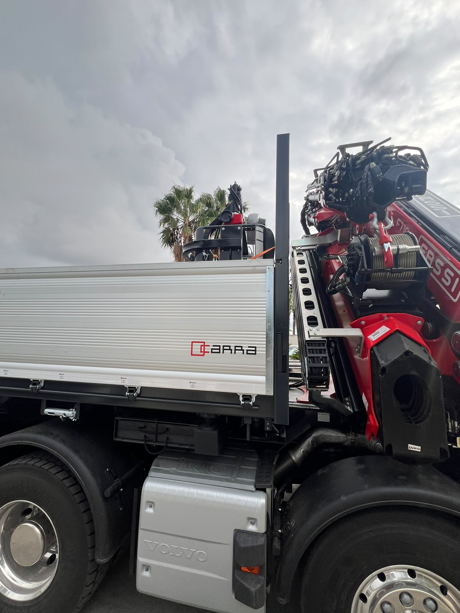 VOLVO FMX540  NUOVO DA IMM. GRU FASSI F710 NUOVA