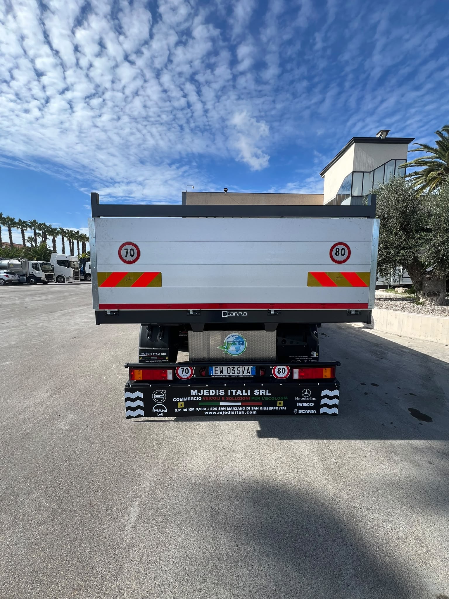 STRALIS 420 6X2 EURO 6 CASSONE FISSO NUOVO DI FABBRICA
